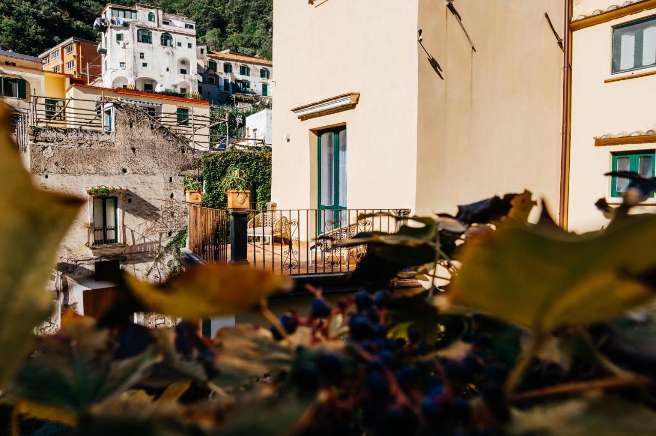 Alojamento de Acomodação e Pequeno-almoço Amalfi Resort 2*