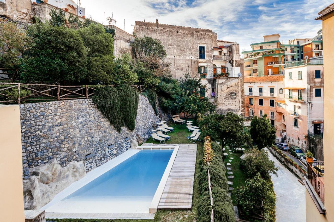 Alojamento de Acomodação e Pequeno-almoço Amalfi Resort Amalfi