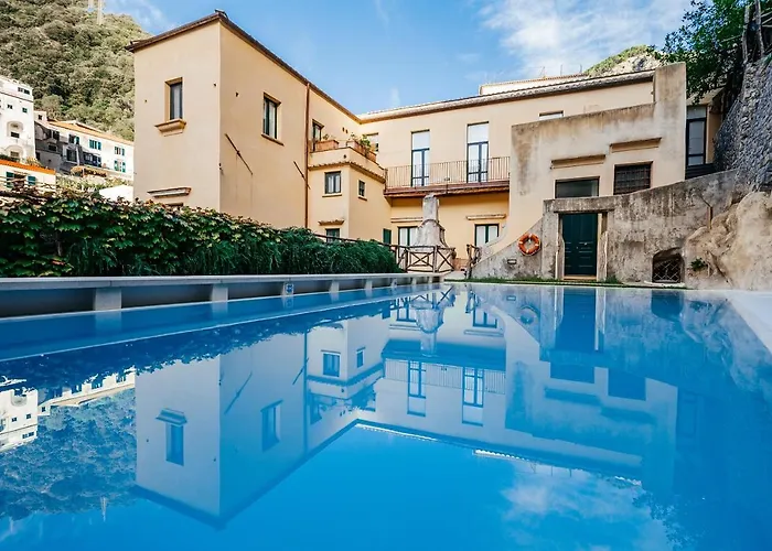Amalfi Resort