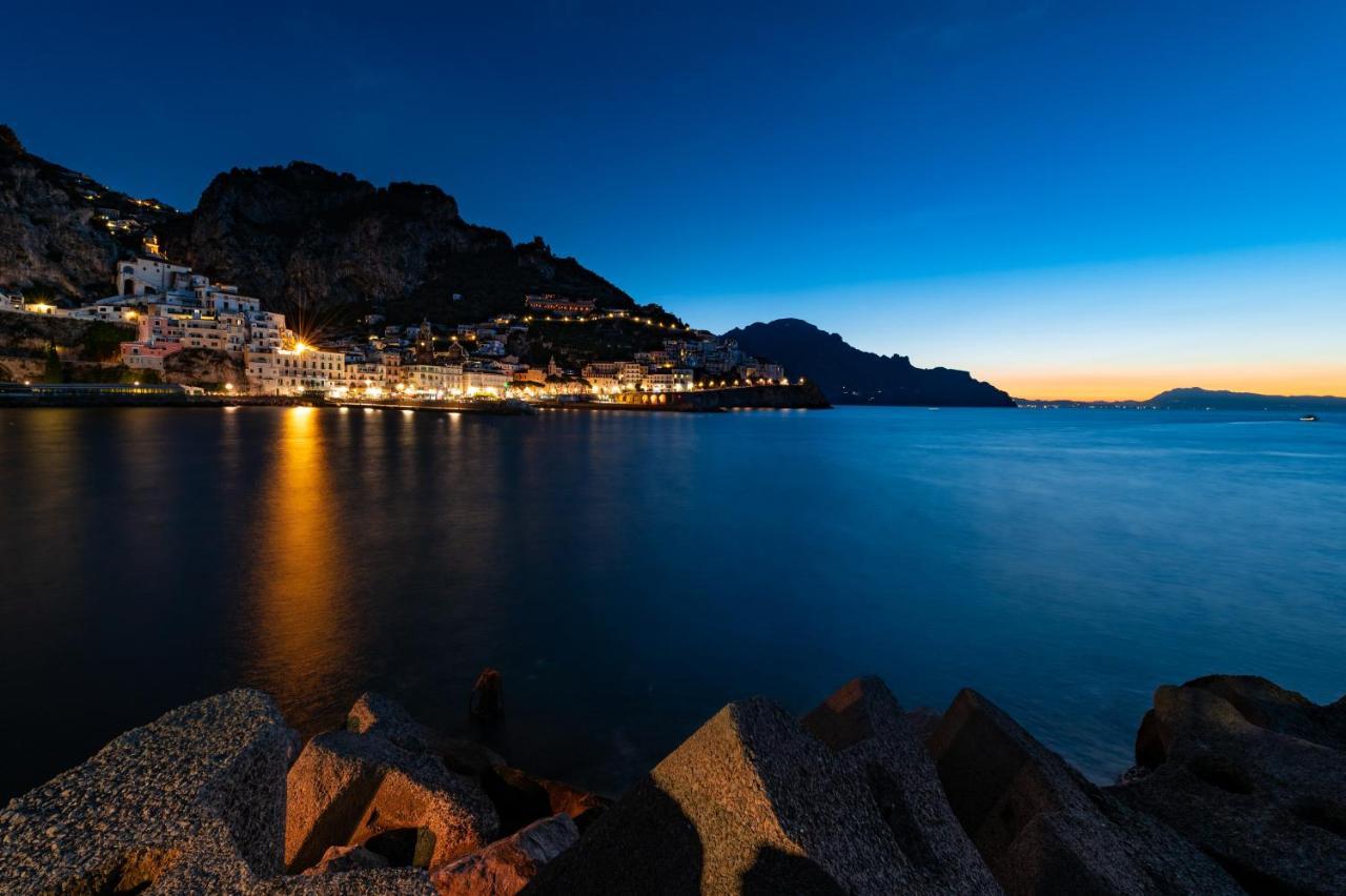 Alojamento de Acomodação e Pequeno-almoço Amalfi Resort 2*