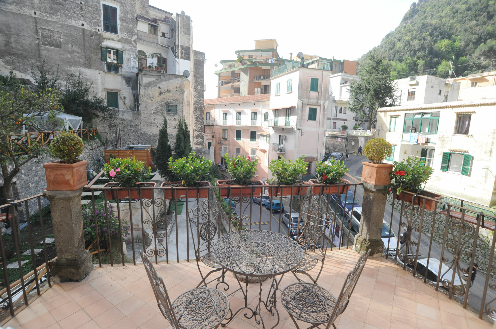 Alojamento de Acomodação e Pequeno-almoço Amalfi Resort 2*